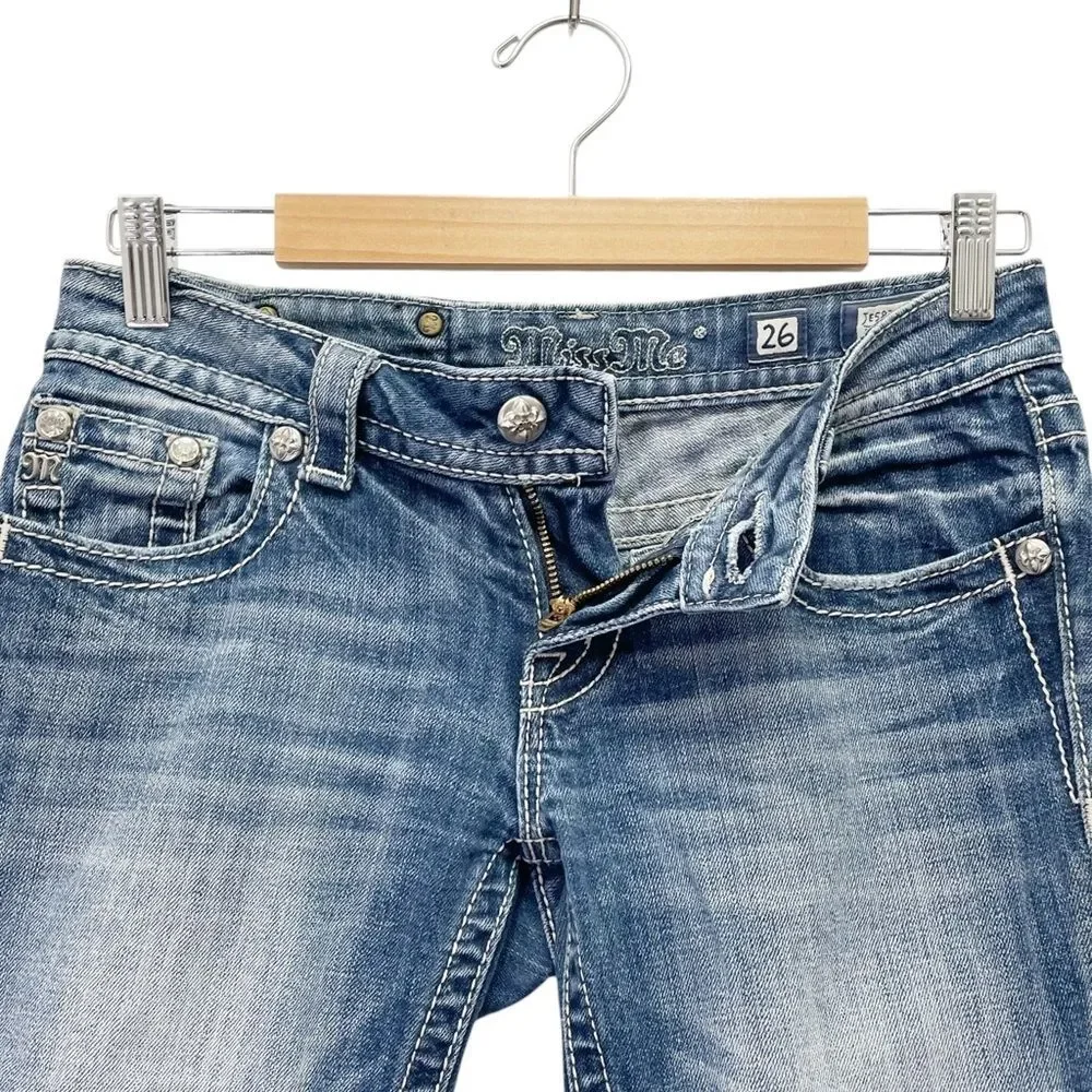 Miss Me Bermuda Shorts Size 26 Embellished Cross Pockets Stretch Denim JE5837M